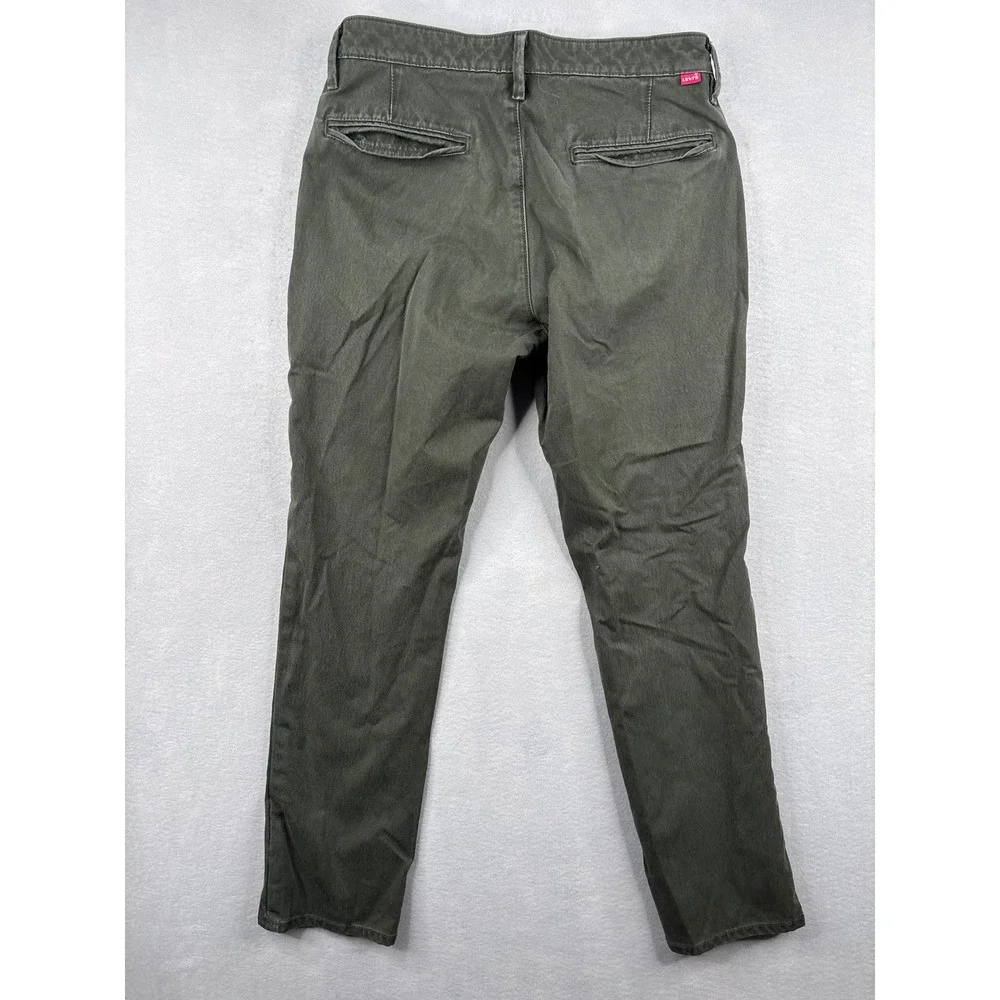 Levis Premium Performance Chino Pants Mens 32x30 Olive Green Slim Fit 57776-0001